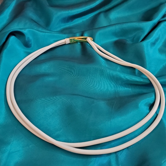 Mod dep. White Leather Belt - Picture 3 of 6